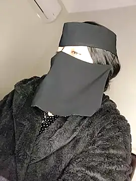 Snapshot of -Arab_milf- chatting on 02/10/25, 08:20 -Arab milf- online show from 02/10/25, 08:20