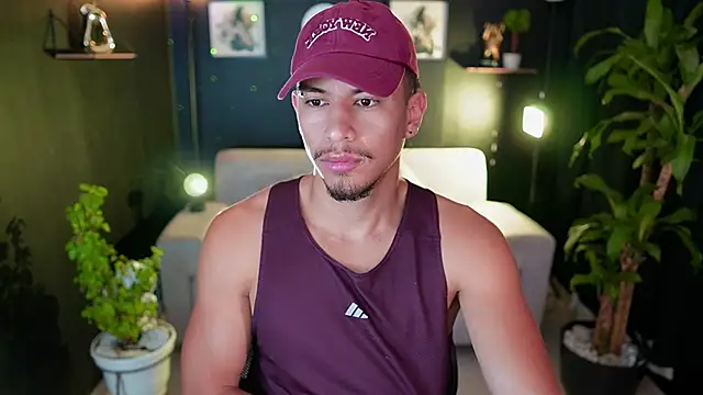 Snapshot of Aaronfox_x chatting on 11/22/25, 09:41 Aaronfox x online show from 11/22/25, 09:41