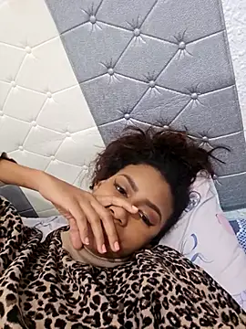 Snapshot of morena-399 chatting on 02/11/26, 08:25 morena-399 online show from 02/11/26, 08:25