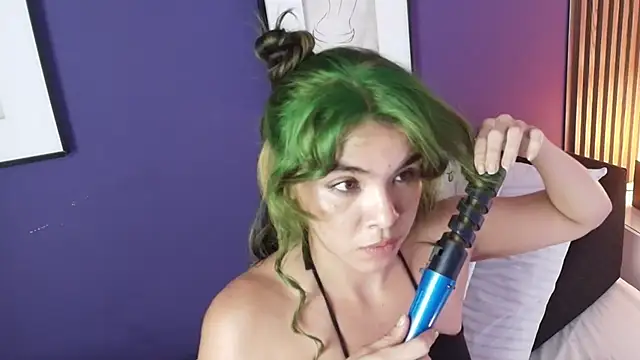 brigiitte rohan online show from 02/19/25, 09:28