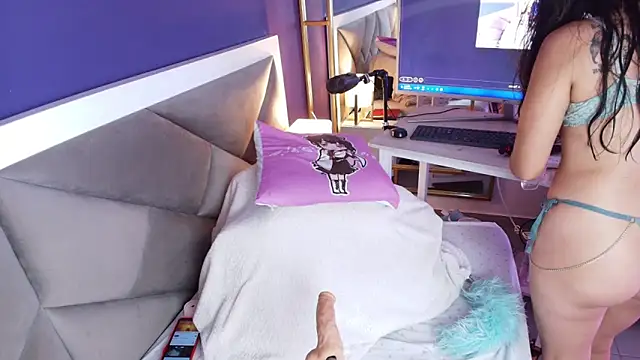 brigiitte rohan online show from 10/14/25, 11:27