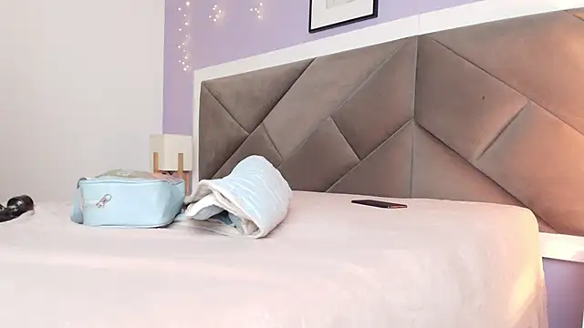 brigiitte rohan online show from 11/24/25, 03:28