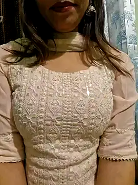 MIss-Naina online show from 01/29/25, 02:51