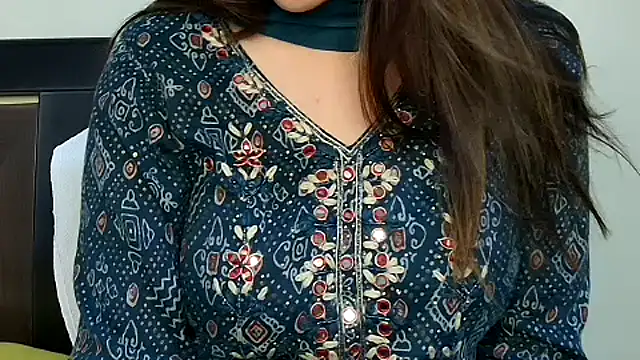 MIss-Naina online show from 10/01/25, 08:20