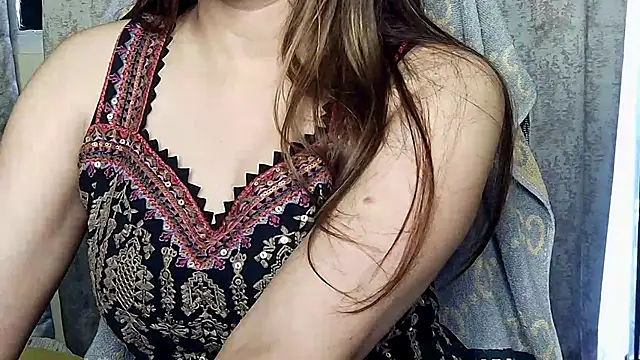 MIss-Naina online show from 07/11/26, 11:46