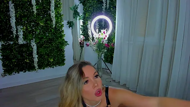 VivienCarter online show from 03/03/26, 03:45