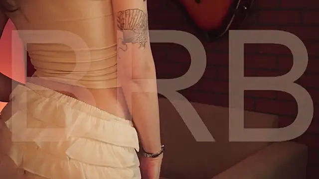 EllieCutes online show from 03/29/26, 08:25