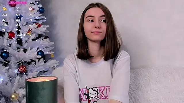 Snapshot of MeghanElson chatting on 12/30/24, 11:15 MeghanElson online show from 12/30/24, 11:15