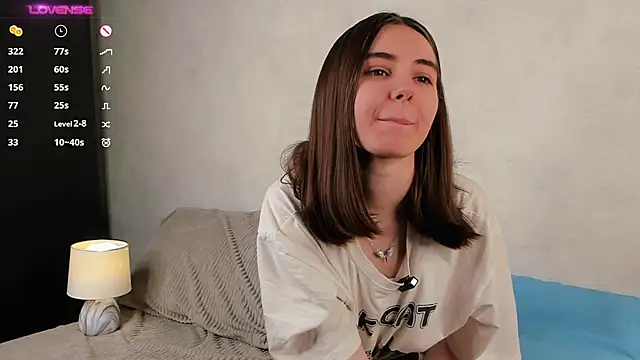 Snapshot of MeghanElson chatting on 02/20/25, 02:35 MeghanElson online show from 02/20/25, 02:35