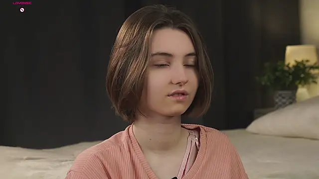 MeghanElson online show from 03/04/26, 01:39