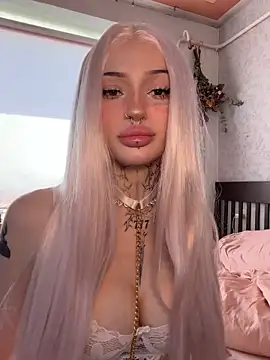 madelinexx online show from 06/22/26, 10:12