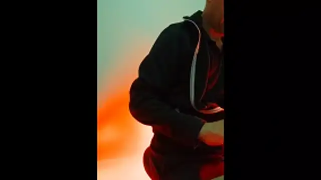 Snapshot of Brau2203 chatting on 03/29/26, 10:04 Brau2203 online show from 03/29/26, 10:04