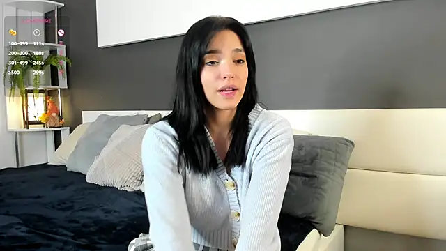 WildaBendell online show from 12/19/24, 12:01