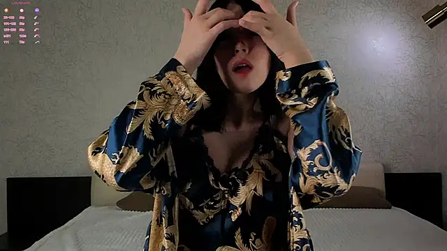 WildaBendell online show from 11/25/25, 11:32