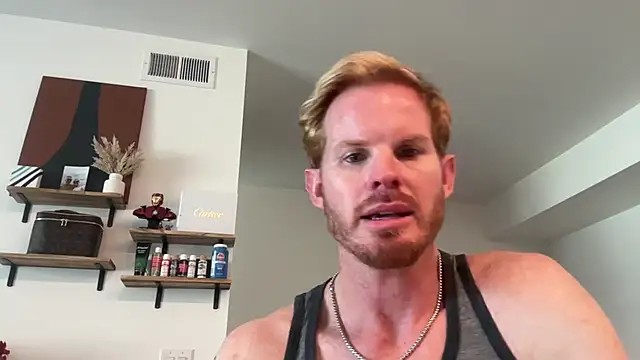 Snapshot of crossfitterguy87 chatting on 04/15/26, 08:42 crossfitterguy87 online show from 04/15/26, 08:42