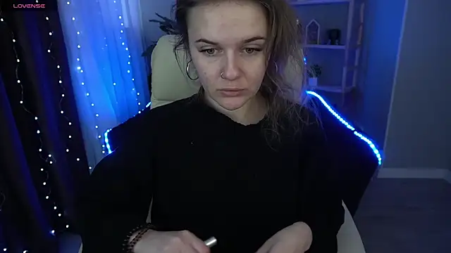 Snapshot of MaribelRiverr_ chatting on 12/29/24, 06:14 MaribelRiverr  online show from 12/29/24, 06:14
