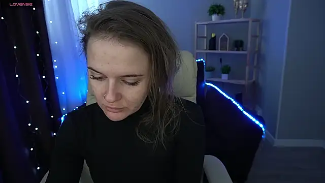 Snapshot of MaribelRiverr_ chatting on 01/05/25, 06:24 MaribelRiverr  online show from 01/05/25, 06:24