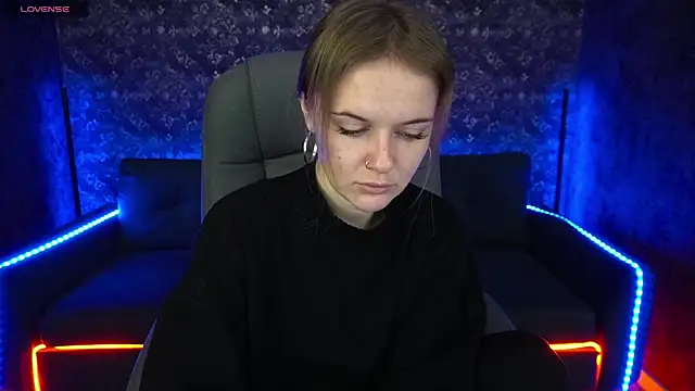 Snapshot of MaribelRiverr_ chatting on 01/27/25, 06:19 MaribelRiverr  online show from 01/27/25, 06:19
