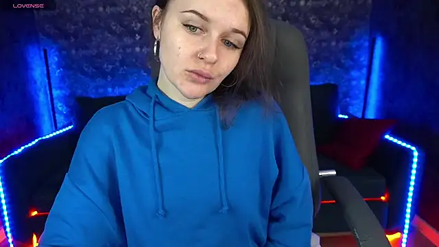 Snapshot of MaribelRiverr_ chatting on 02/13/25, 06:30 MaribelRiverr  online show from 02/13/25, 06:30