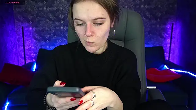 Snapshot of MaribelRiverr_ chatting on 02/25/25, 06:25 MaribelRiverr  online show from 02/25/25, 06:25