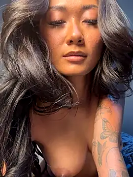 Snapshot of thai-dreamgirl chatting on 11/30/25, 11:25 thai-dreamgirl online show from 11/30/25, 11:25