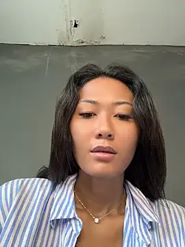 Snapshot of thai-dreamgirl chatting on 07/15/26, 01:11 thai-dreamgirl online show from 07/15/26, 01:11