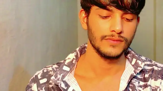 kingkartik7 online show from 02/18/26, 04:47