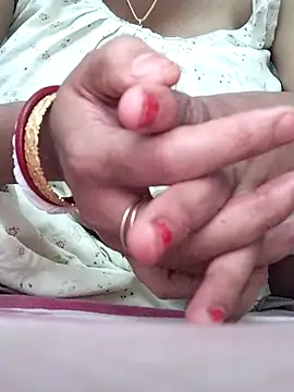 miss-Riy online show from 11/13/25, 04:28