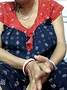 miss-Riy online show from 12/17/25, 04:46