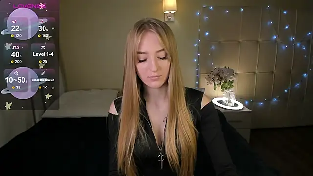 Snapshot of Stacy_River chatting on 02/09/25, 08:22 Stacy River online show from 02/09/25, 08:22