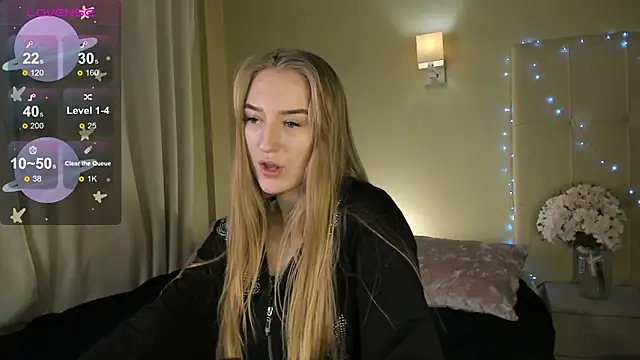 Snapshot of Stacy_River chatting on 02/12/25, 08:49 Stacy River online show from 02/12/25, 08:49