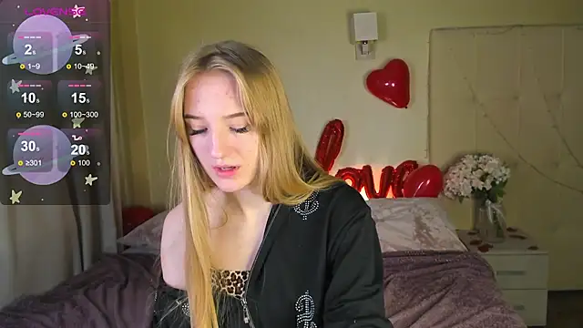 Snapshot of Stacy_River chatting on 02/15/25, 08:22 Stacy River online show from 02/15/25, 08:22