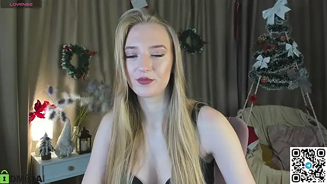 Snapshot of Stacy_River chatting on 12/02/25, 09:58 Stacy River online show from 12/02/25, 09:58