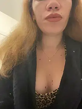 Snapshot of EvaRush chatting on 12/01/24, 08:53 EvaRush online show from 12/01/24, 08:53