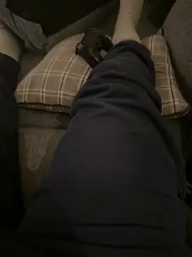 Snapshot of aleksergira chatting on 12/16/25, 07:41 aleksergira online show from 12/16/25, 07:41