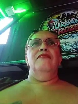 mom son dirty online show from 08/01/26, 11:14