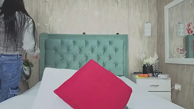 Marcelaa fox online show from 11/04/25, 07:35