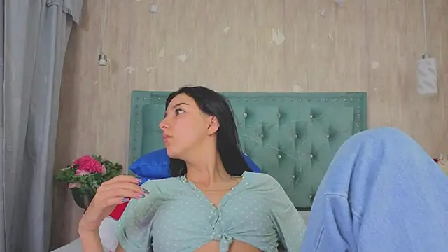 Marcelaa fox online show from 11/11/25, 07:36