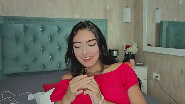 Snapshot of Marcelaa_fox chatting on 07/16/26, 08:48 Marcelaa fox online show from 07/16/26, 08:48