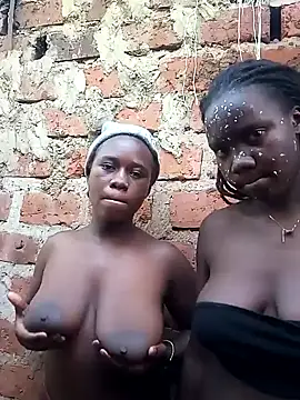 Snapshot of Black_juicy24 chatting on 02/14/25, 08:21 Black juicy24 online show from 02/14/25, 08:21