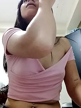 Salomecam30 online show from 12/30/24, 12:11