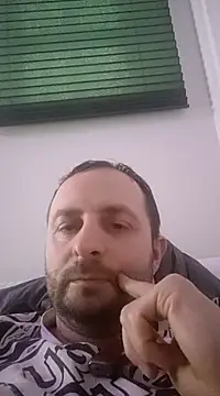 Snapshot of poldek38 chatting on 03/16/25, 05:25 poldek38 online show from 03/16/25, 05:25