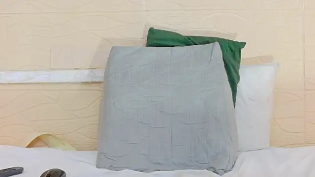 Chocolatte bar online show from 03/12/25, 04:24