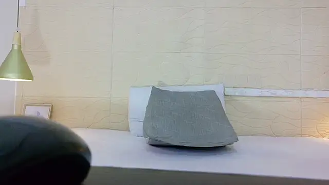 Chocolatte bar online show from 10/02/25, 01:51