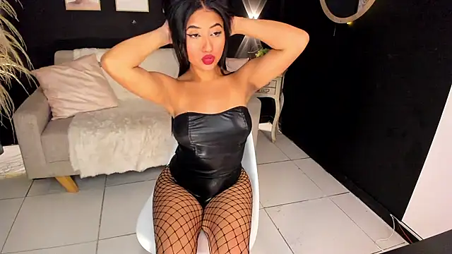 Snapshot of Hanna_fost chatting on 01/24/25, 01:03 Hanna fost online show from 01/24/25, 01:03