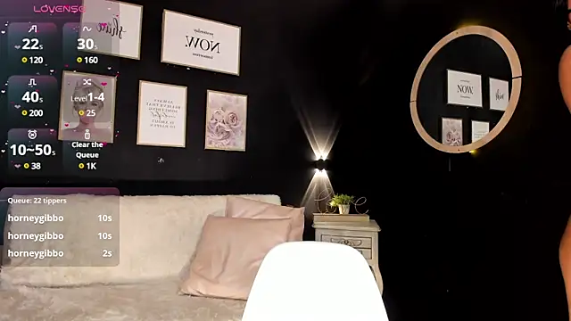 Snapshot of Hanna_fost chatting on 01/28/25, 07:00 Hanna fost online show from 01/28/25, 07:00