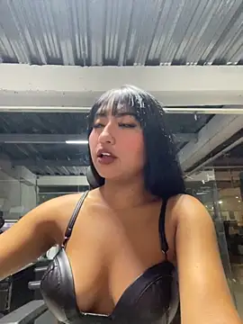 Snapshot of Hanna_fost chatting on 11/09/25, 05:06 Hanna fost online show from 11/09/25, 05:06