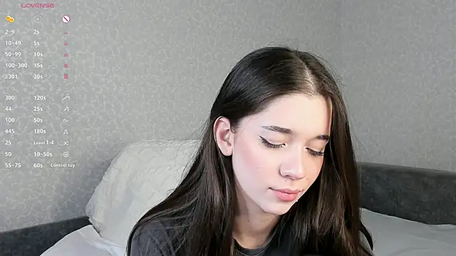 Snapshot of Butterflys1268 chatting on 02/02/25, 11:11 Butterflys1268 online show from 02/02/25, 11:11