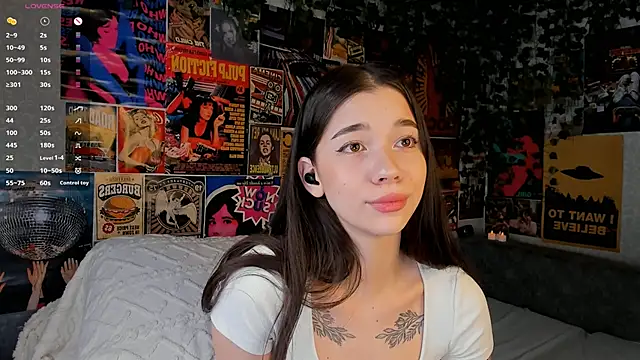 Snapshot of Butterflys1268 chatting on 02/15/25, 10:10 Butterflys1268 online show from 02/15/25, 10:10