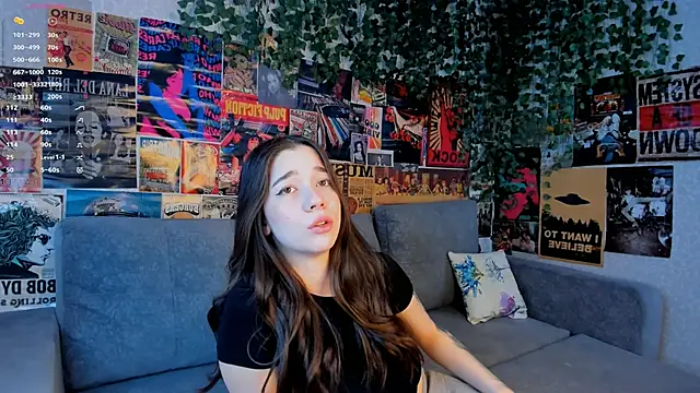 Snapshot of Butterflys1268 chatting on 02/19/25, 07:39 Butterflys1268 online show from 02/19/25, 07:39